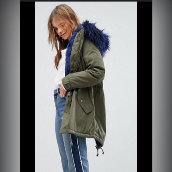 BLUE FUR PARKA - Picture 1 of 12